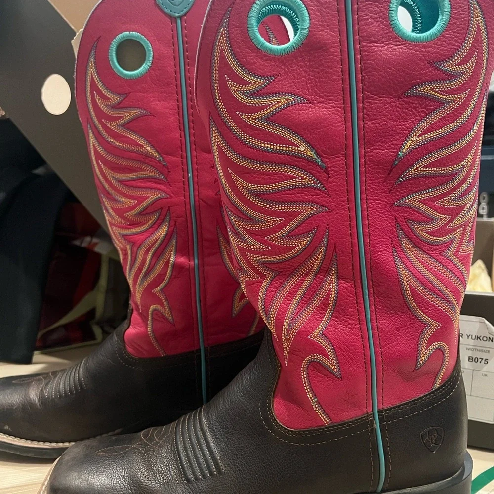 Ariat Pink and Brown Western Boots - Picture 1 of 8